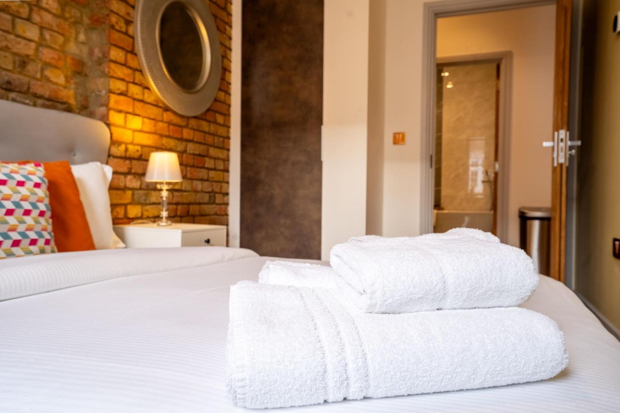 Stylish Modern Apartments By Livestay Short Lets & Serviced Accommodation London Nw6 エクステリア 写真