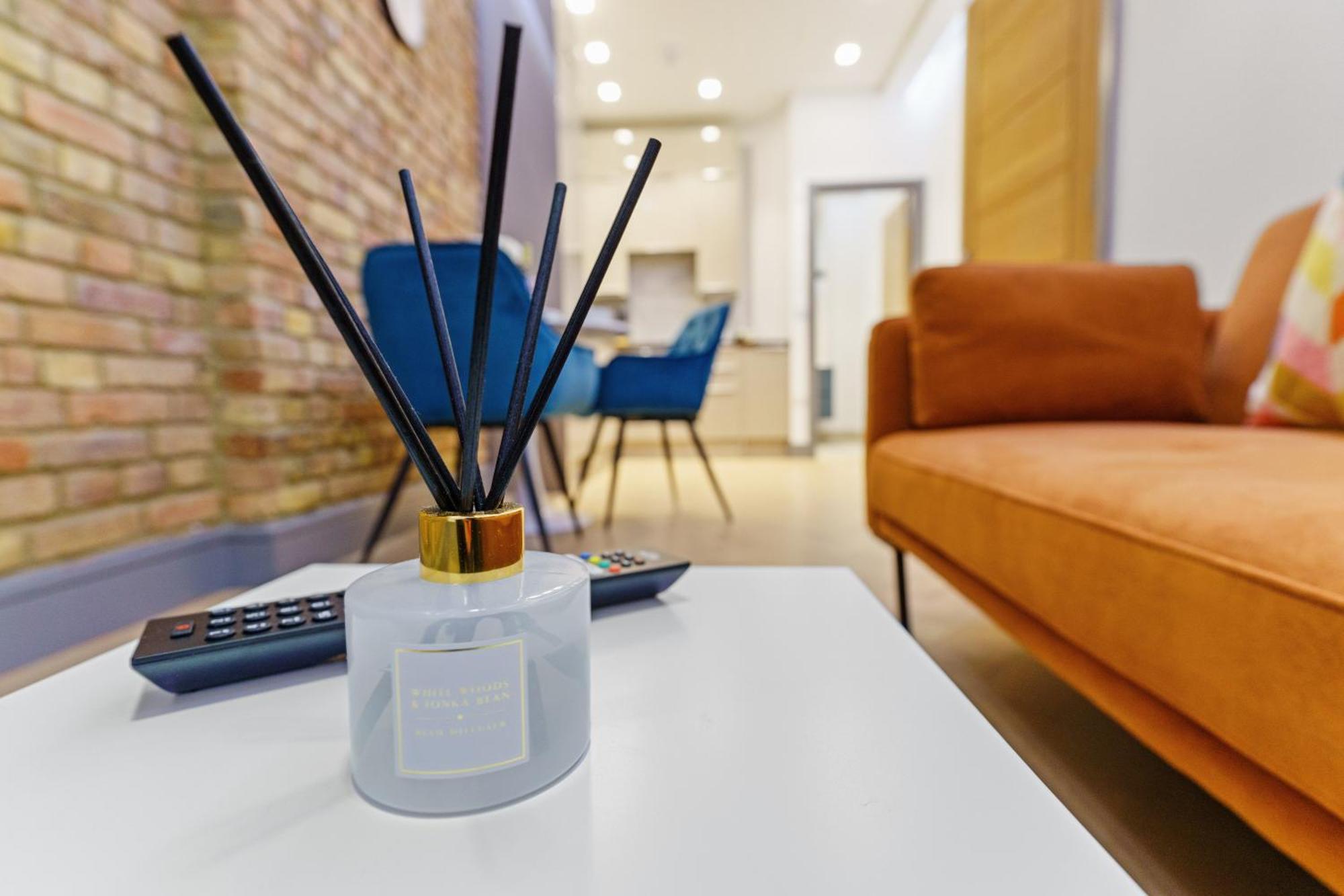 Stylish Modern Apartments By Livestay Short Lets & Serviced Accommodation London Nw6 エクステリア 写真